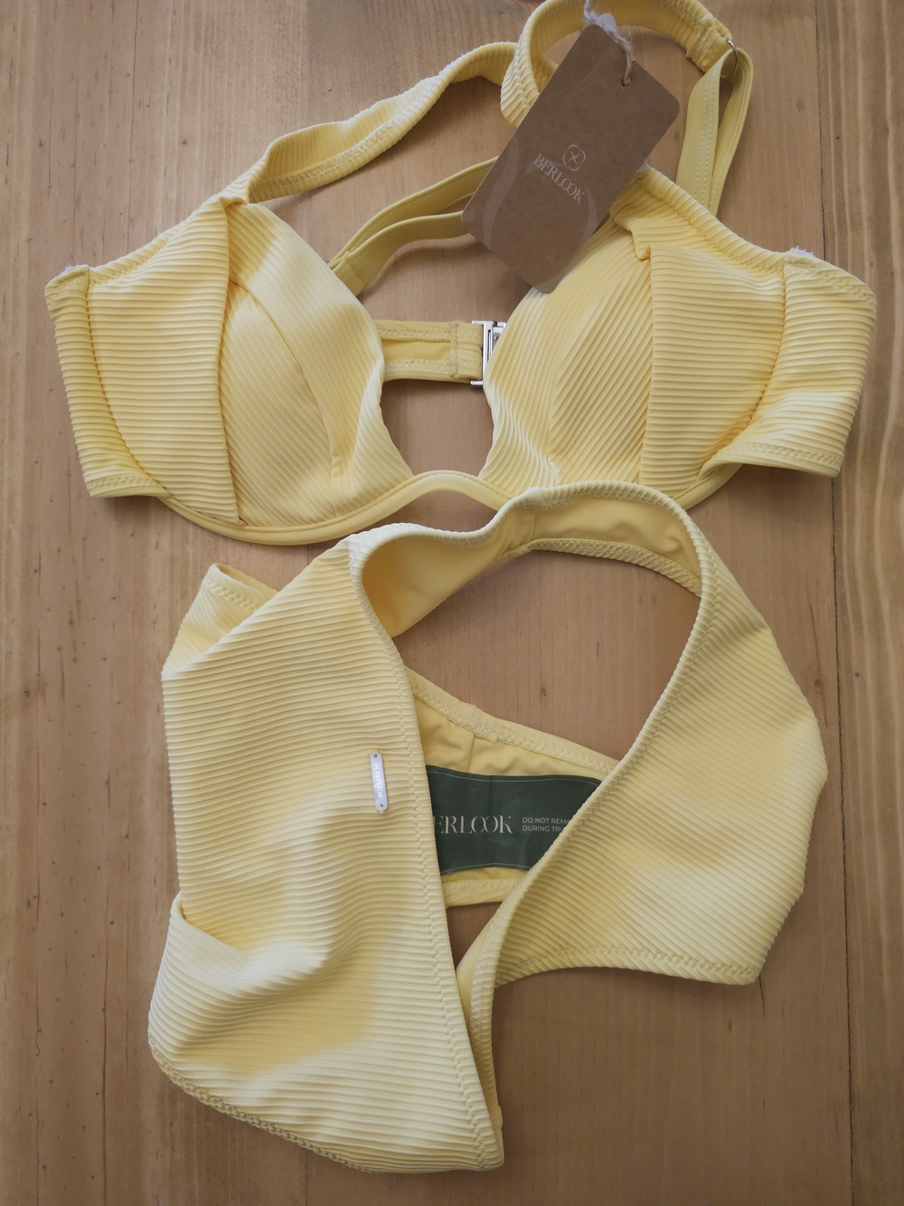 Yellow Ribbed Underwire Bikini Set - Picture 2 of 3